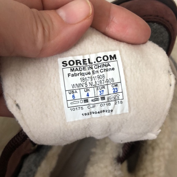 New Sorel Sneakchic Alpine Holiday Boots - Picture 9 of 13